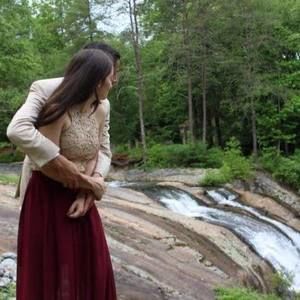 Meet your Posher, Caitlin